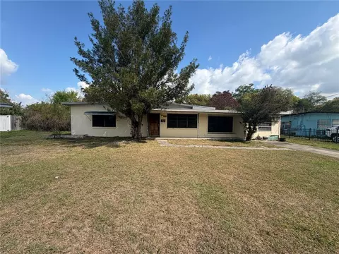 917 Locust Ave, Orlando, FL 32809