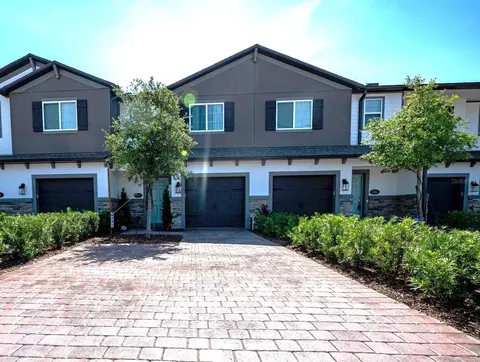 391 Cape Honeysuckle Pl, Sanford, FL 32771
