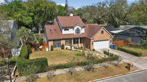 902 Lingo Ct, Oviedo, FL 32765