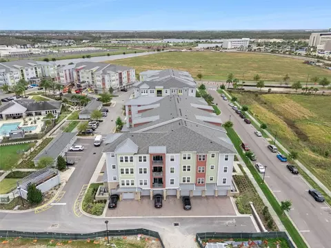 7521 Laureate Blvd #5306, Orlando, FL 32827