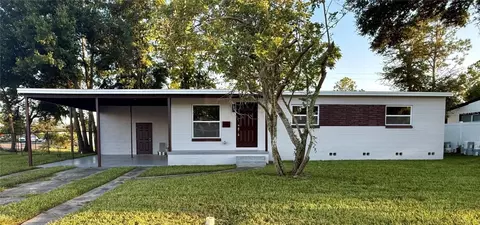 5660 Pecos St, Orlando, FL 32807