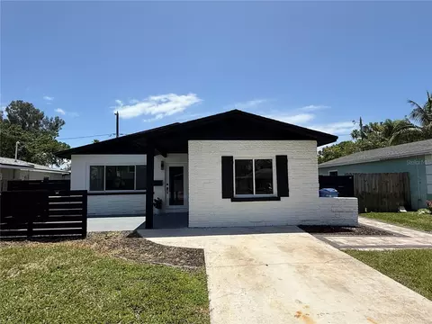 1766 Maryland Ave NE, Saint Petersburg, FL 33703