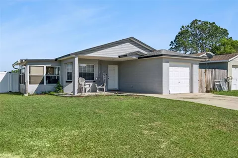 23 Cayman Cir, Umatilla, FL 32784