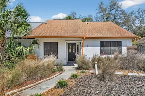 112 Anclote Rd, Tarpon Springs, FL 34689