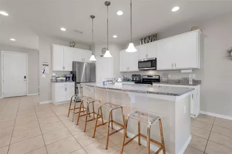 Kitchen - 1626 Regal River Cir, Ocoee, FL 34761 photo 1 of 4
