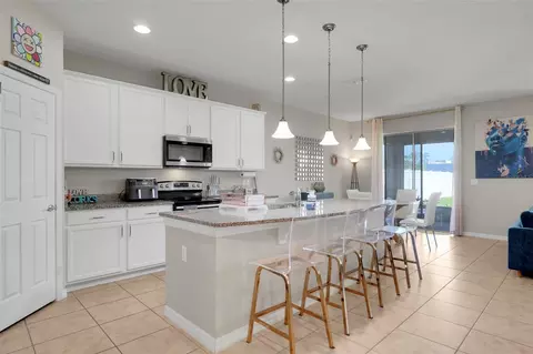 Kitchen - 1626 Regal River Cir, Ocoee, FL 34761 photo 2 of 4