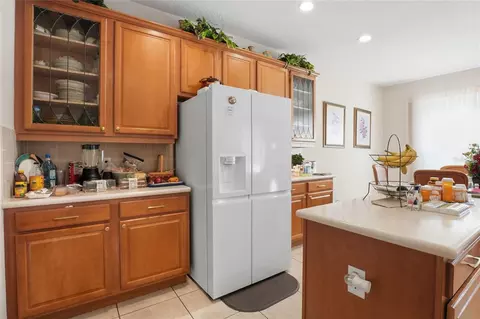 Kitchen - 2714 Plumberry Ave, Ocoee, FL 34761 photo 4 of 5