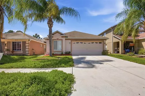 6821 Aramon Ct, Wesley Chapel, FL 33545