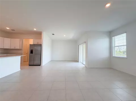 Living - 9423 Gulf Shore Ter, Parrish, FL 34219 photo 3 of 5