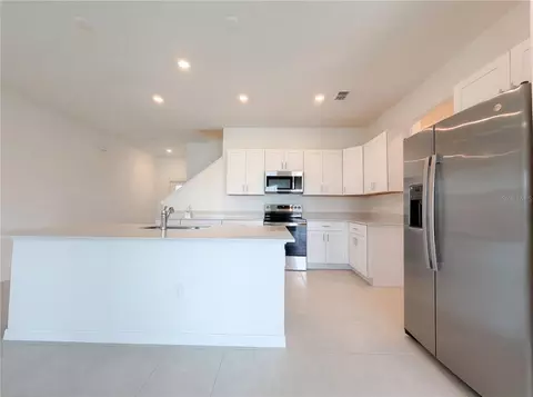 Kitchen - 9423 Gulf Shore Ter, Parrish, FL 34219 photo 2 of 3