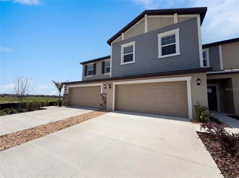 Exterior - 9423 Gulf Shore Ter, Parrish, FL 34219 photo 3 of 6