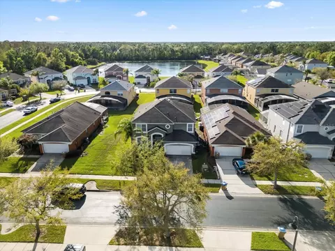 158 Barefoot Beach Way, Kissimmee, FL 34746