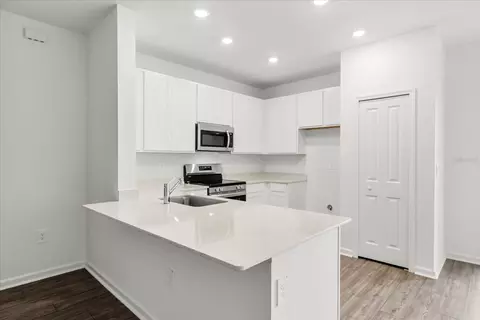 Kitchen - 4915 SW 81st Loop, Ocala, FL 34476 photo 2 of 4