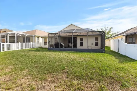 Exterior - 11478 Weston Course Loop, Riverview, FL 33579 photo 4 of 5