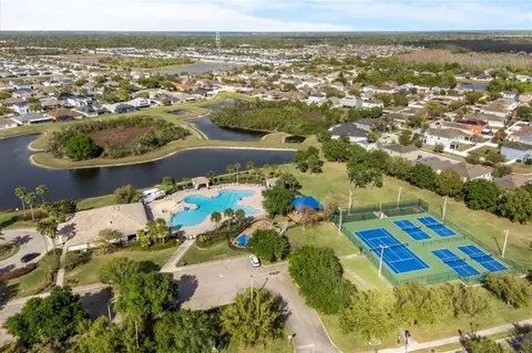View/Area - 11478 Weston Course Loop, Riverview, FL 33579 photo 5 of 6