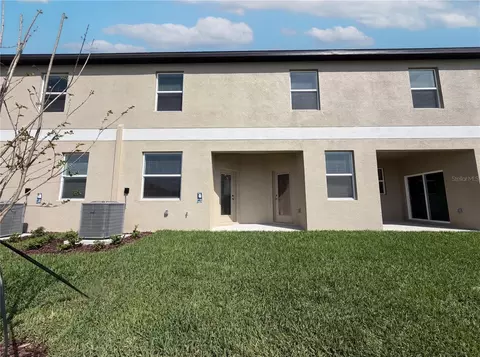 Exterior - 9435 Gulf Shore Ter, Parrish, FL 34219 photo 5 of 6