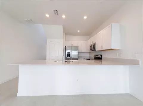 Kitchen - 9435 Gulf Shore Ter, Parrish, FL 34219 photo 3 of 3