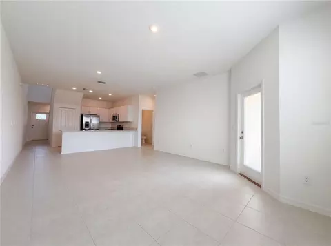 Living - 9435 Gulf Shore Ter, Parrish, FL 34219 photo 2 of 6