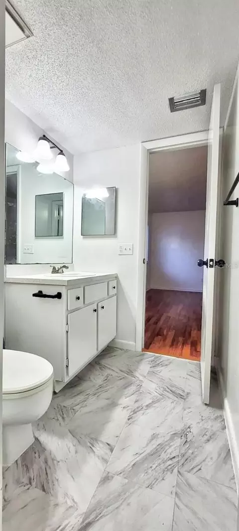 Bath - 545 Fairways Dr #A, Ocala, FL 34472 photo 3 of 3