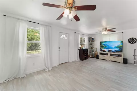 Living - 429 Virginia Ave, Saint Cloud, FL 34769 photo 6 of 7