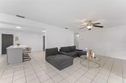 Living - 429 Virginia Ave, Saint Cloud, FL 34769 photo 3 of 7