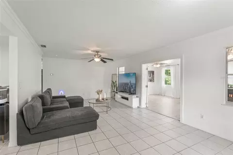 Living - 429 Virginia Ave, Saint Cloud, FL 34769 photo 1 of 7