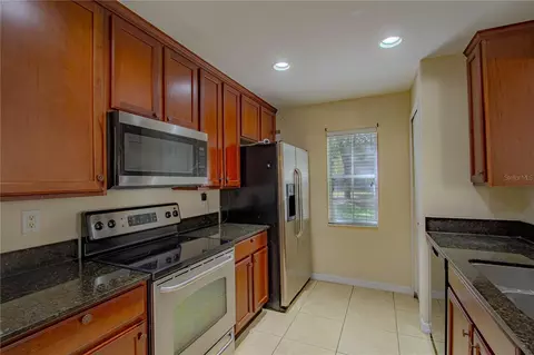 Kitchen - 10917 Brickside Ct, Riverview, FL 33579 photo 1 of 2