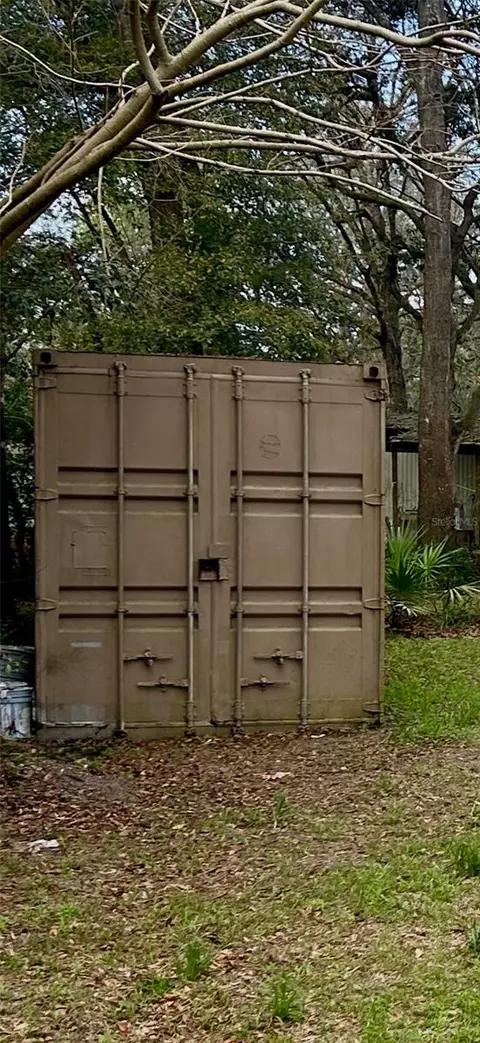 4 Th St, Altoona, FL 32702