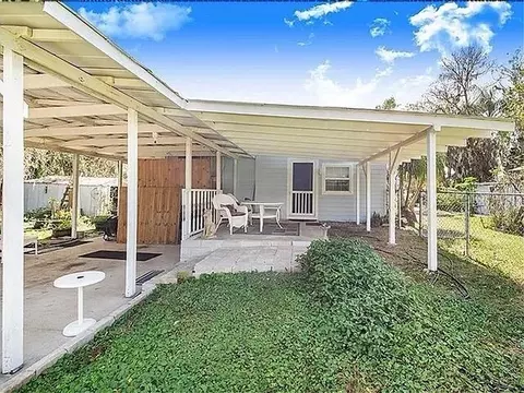 2360 Lakeview Dr, Haines City, FL 33844