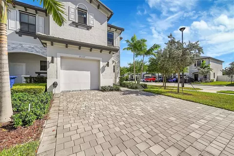 20357 NW 4th Path, Miami, FL 33169