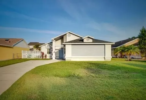 208 Applewood Ct, Kissimmee, FL 34743