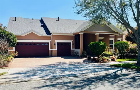 184 Crepe Myrtle Dr, Groveland, FL 34736