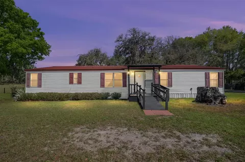 5600 SE 39th St, Trenton, FL 32693