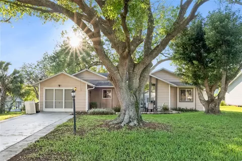 1144 Ben More Dr, Leesburg, FL 34788