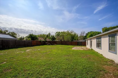 Exterior - 5031 Water Wheel Ct, Ocoee, FL 34761 photo 4 of 5