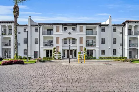 5550 E Michigan St #3216, Orlando, FL 32822