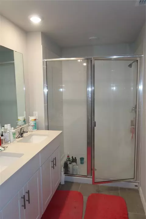 Bath - 2063 Harebell Ln, Ocoee, FL 34761 photo 2 of 5