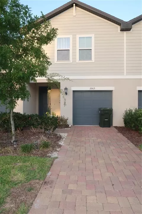 Exterior - 2063 Harebell Ln, Ocoee, FL 34761 photo 4 of 5