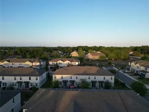 View/Area - 2063 Harebell Ln, Ocoee, FL 34761 photo 6 of 8