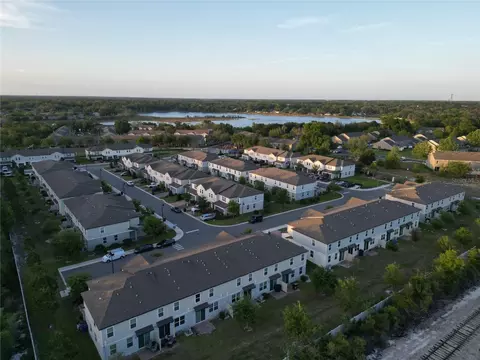 View/Area - 2063 Harebell Ln, Ocoee, FL 34761 photo 4 of 8