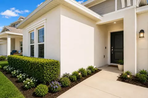 Exterior - 3963 Willowbrook Dr, Edgewater, FL 32141 photo 4 of 9