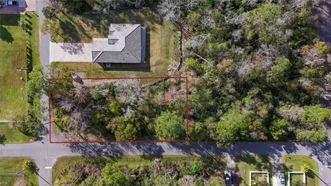 W 6th Street, Chuluota, FL 32766
