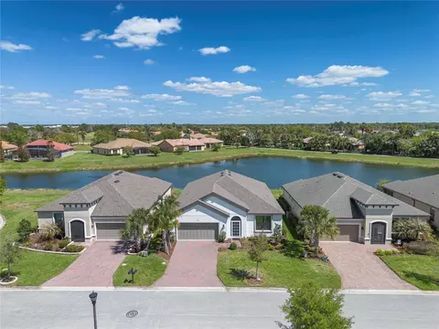 1912 Molise Dr, Kissimmee, FL 34759