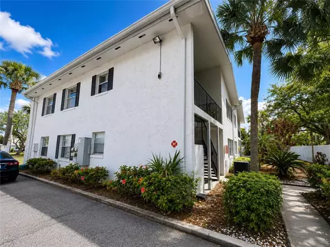 6008 Amberly Ave #F63, Orlando, FL 32822