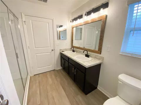 Bath - 4637 Glencrest Loop, Saint Cloud, FL 34772 photo 5 of 11