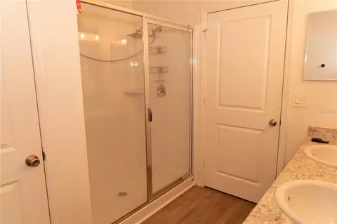 Bath - 4637 Glencrest Loop, Saint Cloud, FL 34772 photo 7 of 11