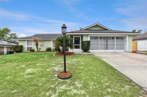 1743 E Chapel Dr, Deltona, FL 32725