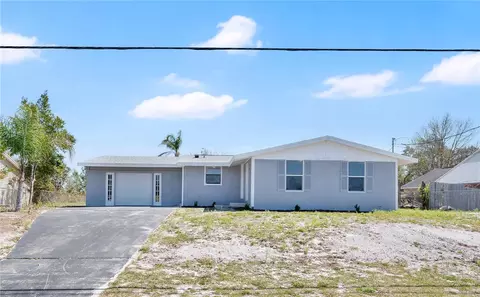 3075 Fifer Dr, Deltona, FL 32738