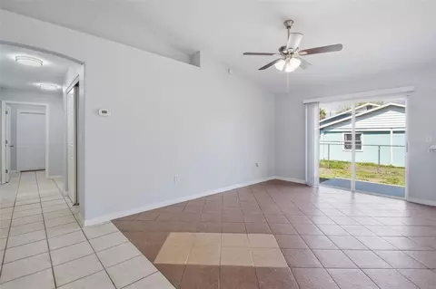 Living - 6018 Flora Ter, Apollo Beach, FL 33572 photo 2 of 4