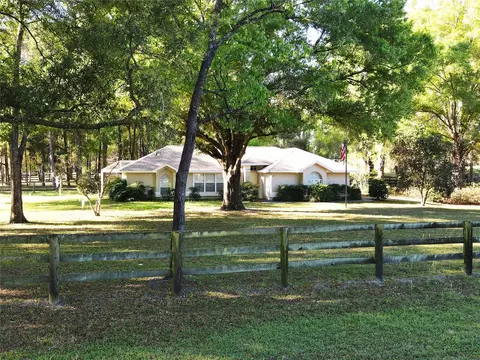 Exterior - 4 Hialeah Dr, Ocala, FL 34482 photo 1 of 27
